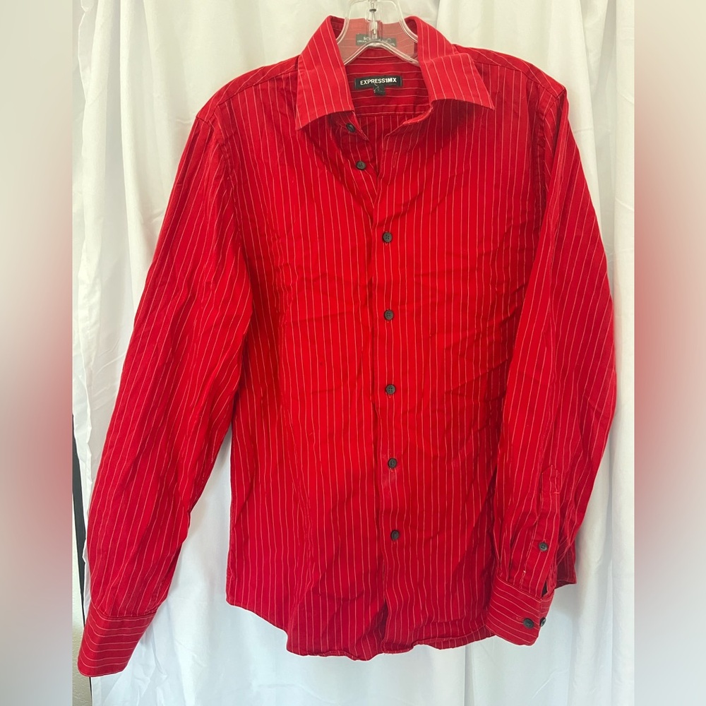 express 1Mx modern fit mens small red white stripe button dn long sleeve shirt